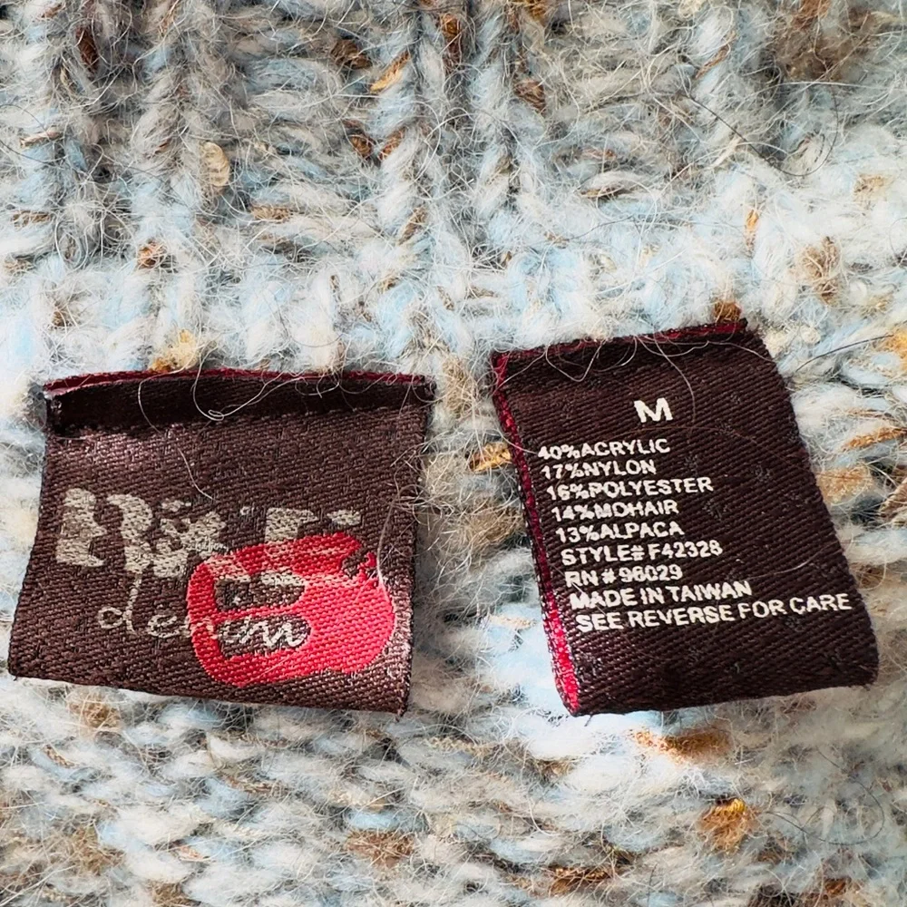 #40 BKE DENIM ~ Speckled Gray and Baby Blue Alpaca Sweater w/Iridescent Buttons